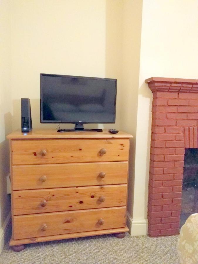 Bassett Flat With 2 Bedrooms And Superfast Wi-Fi Sittingbourne Esterno foto
